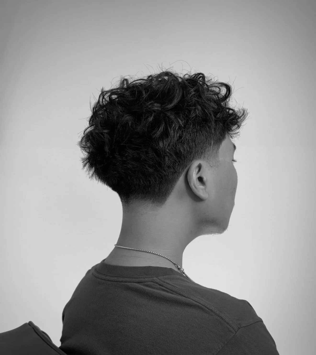 Best Haircut for Your Face Shape (Find the Right Style)